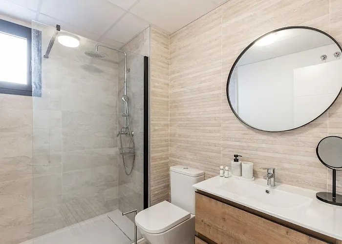 شقة Casa Paseo - New With Sea Views From Terrace *