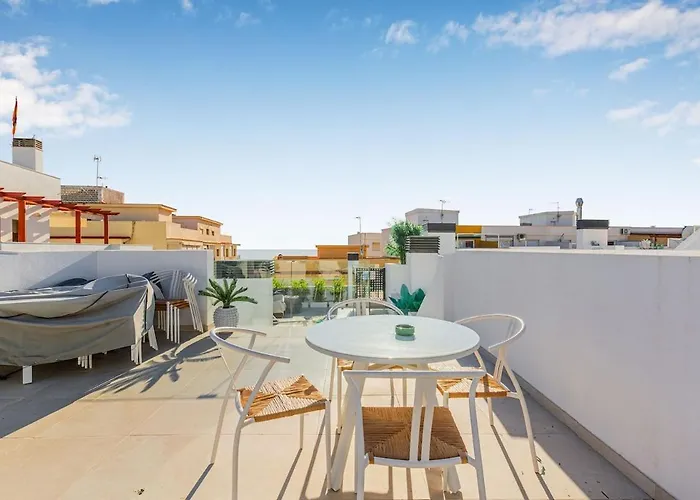 Casa Paseo - New With Sea Views From Terrace شقة *