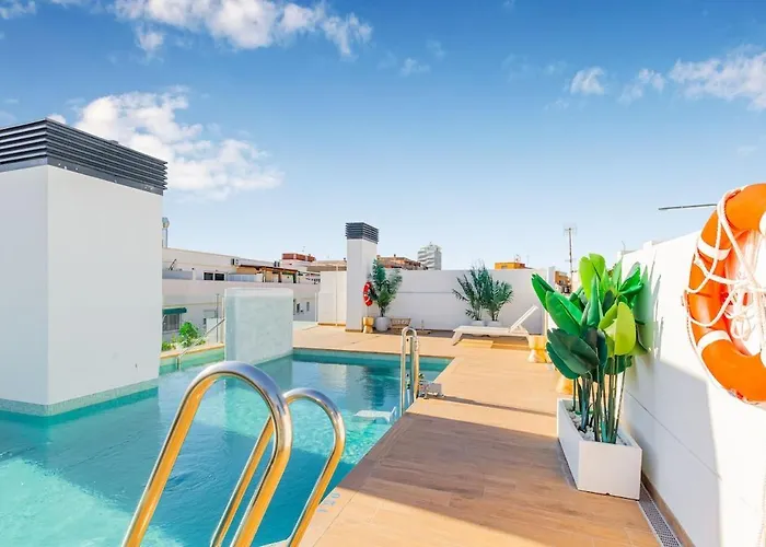 Casa Paseo - New With Sea Views From Terrace شقة إِستيبونا